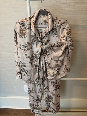 Joyfolie Girls Pink and Brown Floral Satin Pajama Set